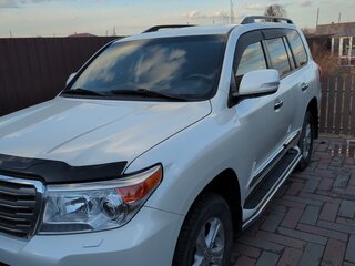 2014 Toyota Land Cruiser 200 Series Рестайлинг 1, белый, 5450000 рублей, вид 2