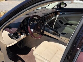 2013 Porsche Panamera 4S Executive I Рестайлинг, коричневый, 2790000 рублей, вид 5