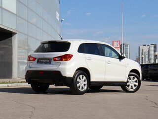 2012 Mitsubishi ASX I, белый, 1100000 рублей, вид 5
