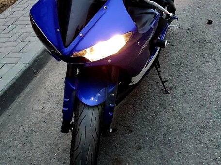 2005 Yamaha YZF-R6, синий, 540000 рублей, вид 3