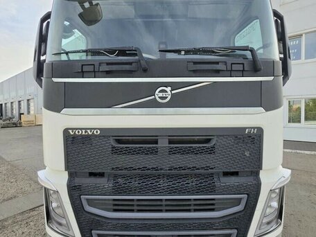 2019 Volvo FH, белый, 6900000 рублей, вид 3