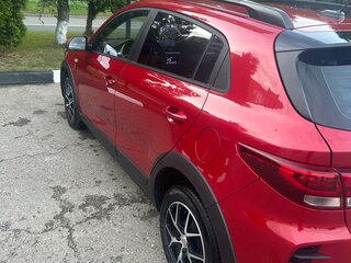 2021 Kia Rio X IV Рестайлинг, красный, 1850000 рублей, вид 5