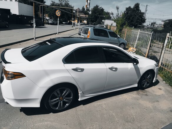 2011 Honda Accord Type-S Type S VIII Рестайлинг, белый, 1750000 рублей - вид 3