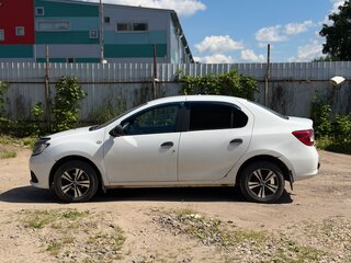 2017 Renault Logan II, белый, 690000 рублей, вид 5