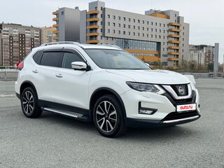 2018 Nissan X-Trail III Рестайлинг, белый, 2420000 рублей, вид 1