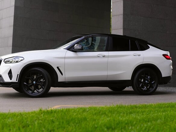 2023 BMW X4 30i II (G02) Рестайлинг, белый, 6698000 рублей - вид 14