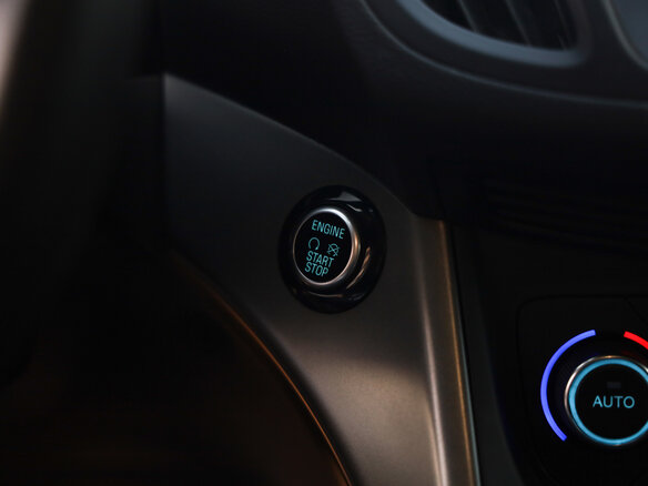 2019 Ford Kuga II Рестайлинг, чёрный, 1759046 рублей - вид 20