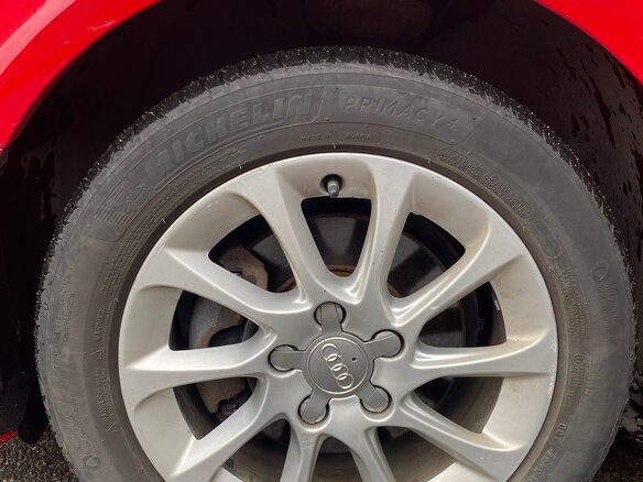2013 Audi A3 III (8V), красный - вид 11