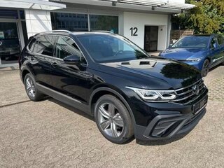 2023 Volkswagen Tiguan Allspace II Рестайлинг, чёрный, 3261000 рублей, вид 2