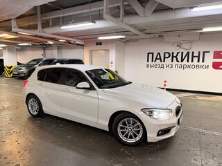 2017 BMW 1 серии 118i II (F20/F21) Рестайлинг 2, белый, 1610000 рублей, вид 5