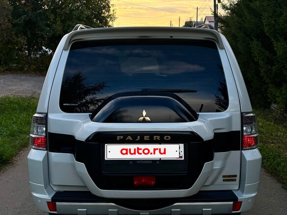 2019 Mitsubishi Pajero IV Рестайлинг 2, белый - вид 10