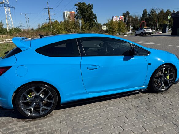 2012 Opel Astra OPC J, синий, 1800000 рублей - вид 10