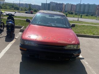1991 Toyota Corolla VII (E100), красный, 30000 рублей, вид 2