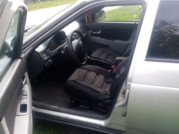 2009 Lada (ВАЗ) Priora I, серебристый, 230000 рублей - вид 3