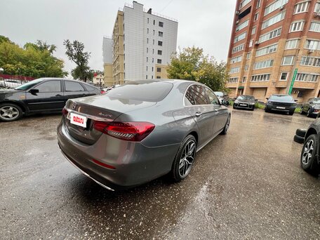 2020 Mercedes-Benz E-Класс 220 d V (W213, S213, C238) Рестайлинг, серый, 4100000 рублей, вид 5