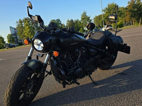 2024 Indian Scout, чёрный, 1693851 рублей - вид 5
