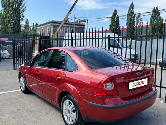 2006 Ford Focus II, красный, 550000 рублей - вид 5