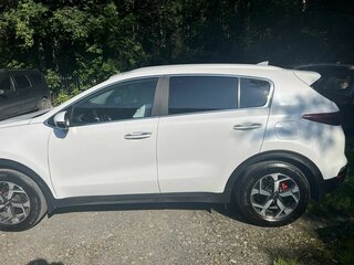 2021 Kia Sportage IV Рестайлинг, белый, 2700000 рублей, вид 5