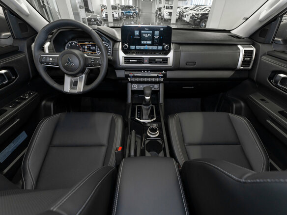 2025 Mitsubishi L200 VI, белый - вид 7
