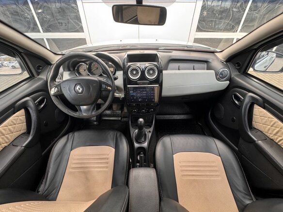 2017 Renault Duster I Рестайлинг, белый, 830000 рублей - вид 9