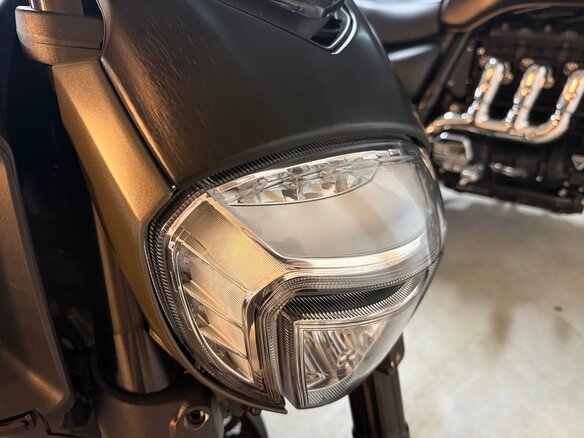 2015 Ducati Diavel Carbon, чёрный, 1700000 рублей - вид 7