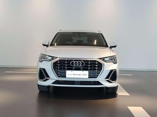 2022 Audi Q3 35 TFSI II (F3), белый, 2410000 рублей, вид 2