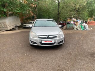 2008 Opel Astra H Рестайлинг, серебристый, 385000 рублей, вид 3