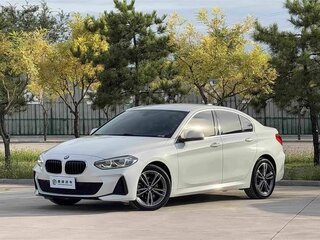 2023 BMW 1 серии 120i III (F52) Рестайлинг, белый, 1780000 рублей, вид 2