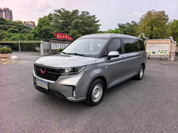 2022 Wuling Journey, серый, 1099000 рублей