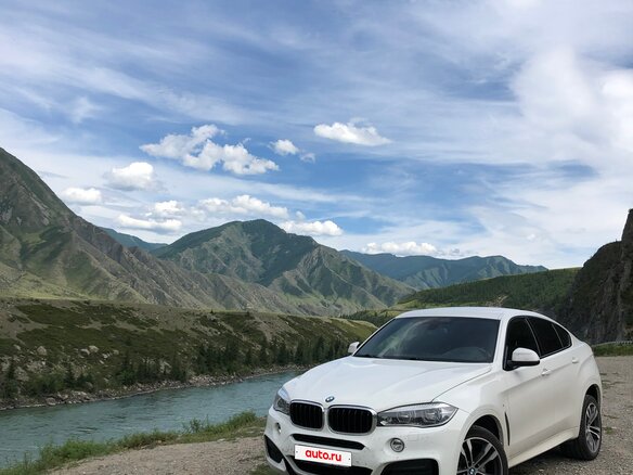 2015 BMW X6 30d II (F16), белый, 3990000 рублей