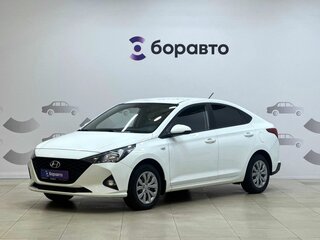 2021 Hyundai Solaris II Рестайлинг, белый, 1640000 рублей, вид 1