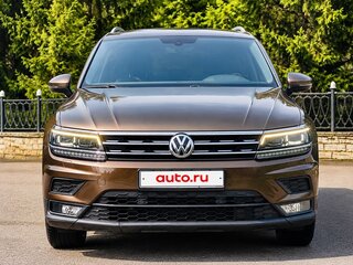 2018 Volkswagen Tiguan II, коричневый, 2486000 рублей, вид 1