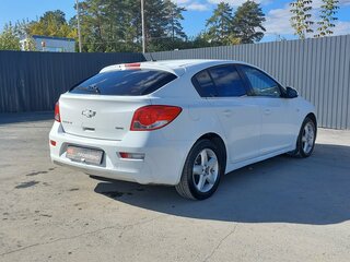 2011 Chevrolet Cruze I, белый, 599000 рублей, вид 5