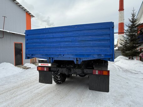 2009 КамАЗ 43118, красный, 3500000 рублей, вид 5