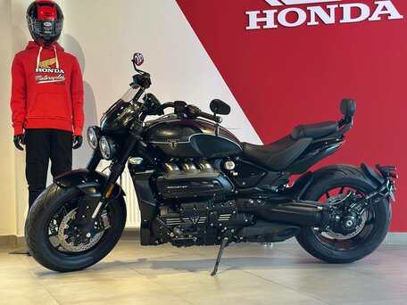 2024 Triumph Rocket III, чёрный, 3600000 рублей, вид 1