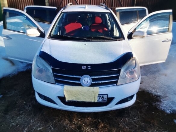 2011 Geely MK Cross I, белый, 250000 рублей