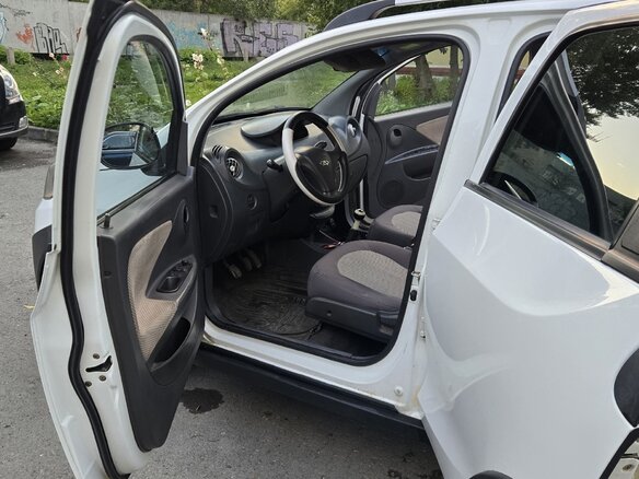 2013 Chery IndiS (S18D) I, белый, 300000 рублей - вид 9