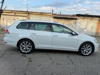 2018 Volkswagen Golf VII Рестайлинг, белый, 1500000 рублей, вид 4