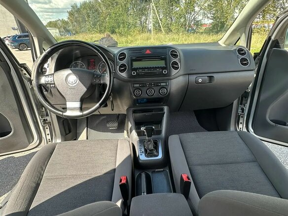 2008 Volkswagen Golf Plus I, серебристый, 429000 рублей - вид 6