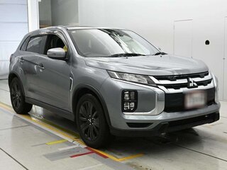 2024 Mitsubishi RVR III Рестайлинг 3, серый, 1400000 рублей, вид 3