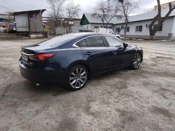 2017 Mazda 6 III (GJ) Рестайлинг, синий, 1880000 рублей - вид 5