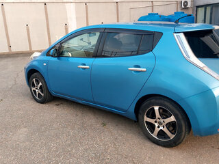 2012 Nissan Leaf I (ZE0/AZE0), голубой, 1100000 рублей, вид 3