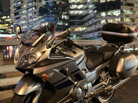 2008 Yamaha FJR1300, серебристый, 600000 рублей, вид 1