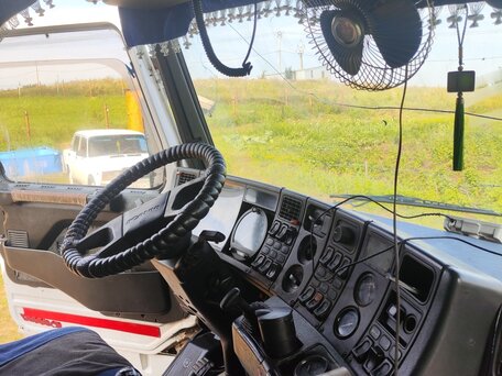 1995 Scania R-Series, белый, 650000 рублей, вид 3