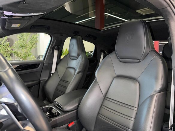 2022 Porsche Cayenne GTS Coupé III, чёрный - вид 11