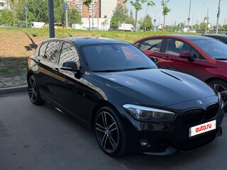 2019 BMW 1 серии 118i II (F20/F21) Рестайлинг 2, чёрный, 2100000 рублей, вид 4