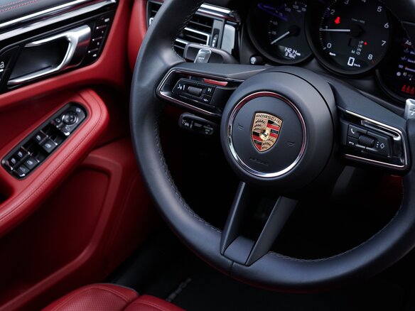 2024 Porsche Macan I Рестайлинг 2, белый, 8990000 рублей - вид 25