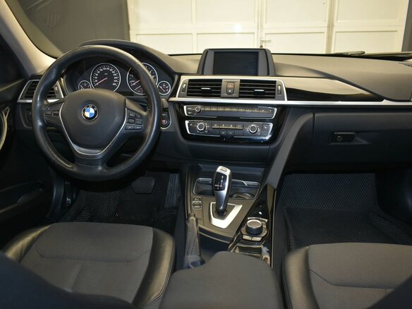 2018 BMW 3 серии 320i VI (F3x) Рестайлинг, чёрный, 1977000 рублей - вид 10