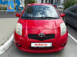 2008 Toyota Yaris Multimode II, красный, 650000 рублей, вид 1