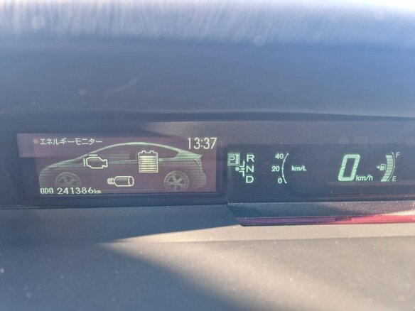 2012 Toyota Prius III Рестайлинг (XW30), серый, 1000000 рублей - вид 7